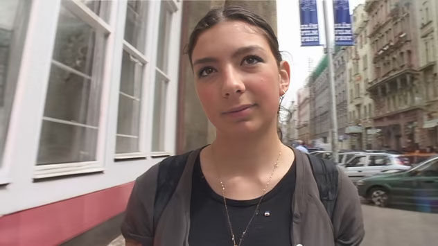 Czech Street 1 หนังเอ็ก Julie สาวนมใหญ่เจอหนุ่มนักเย็ดเอาเงินล่อขอดูนม เพิ่้มเงินพาไปเย็ดในห้องน้ำสาธารณะ ขย่มควยโยกไม่หยุดแล้วโม๊กน้ำแตกคาปาก